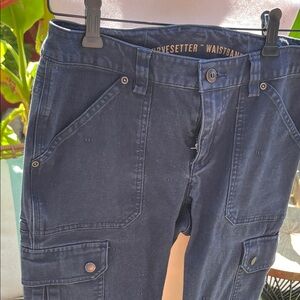 Duluth Trading Curvesetter Cargo Pants with Pockets